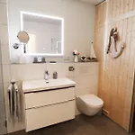 Strandgut 49 - Kueste33 49 *